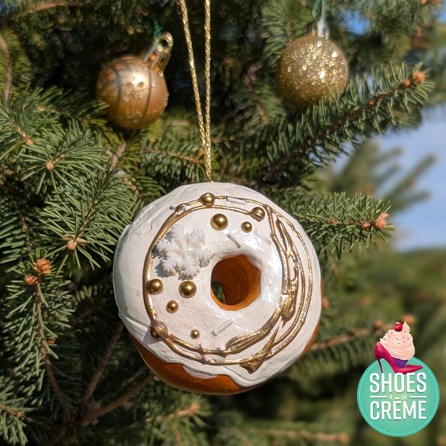 Donut de sapin blanc