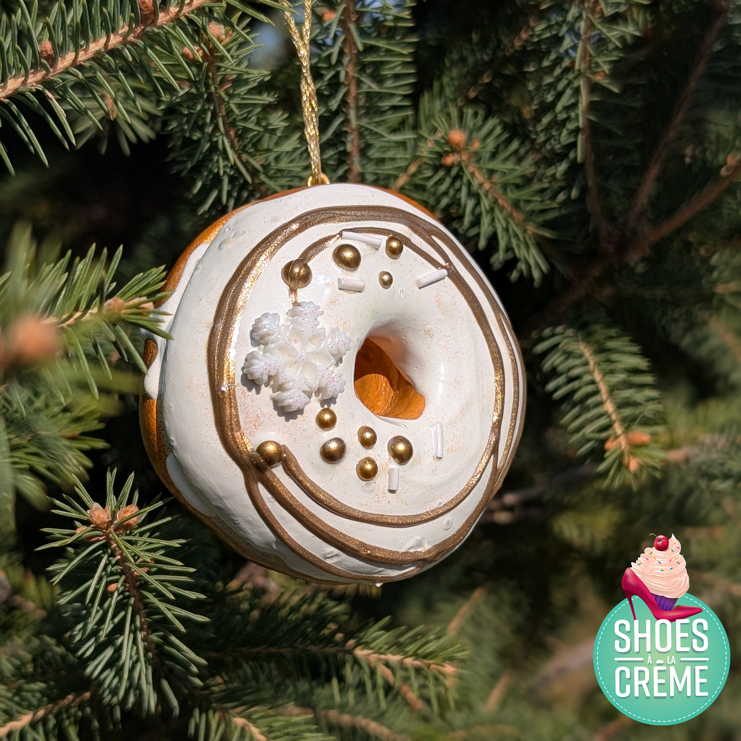 Donut de sapin blanc
